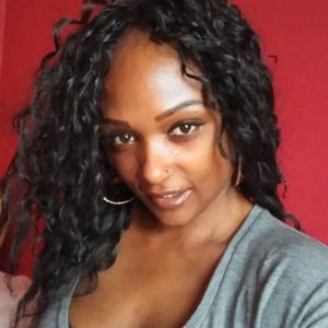 Meet your Posher, Regina